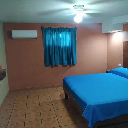 Hotel Posada Del Rey 马塔莫罗斯 外观 照片