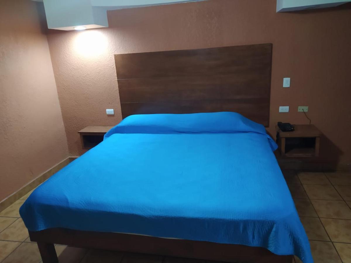 Hotel Posada Del Rey 马塔莫罗斯 外观 照片